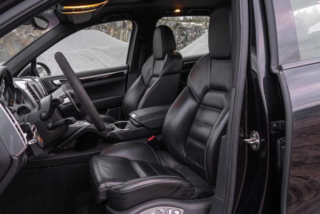 Porsche Cayenne leather seats interior