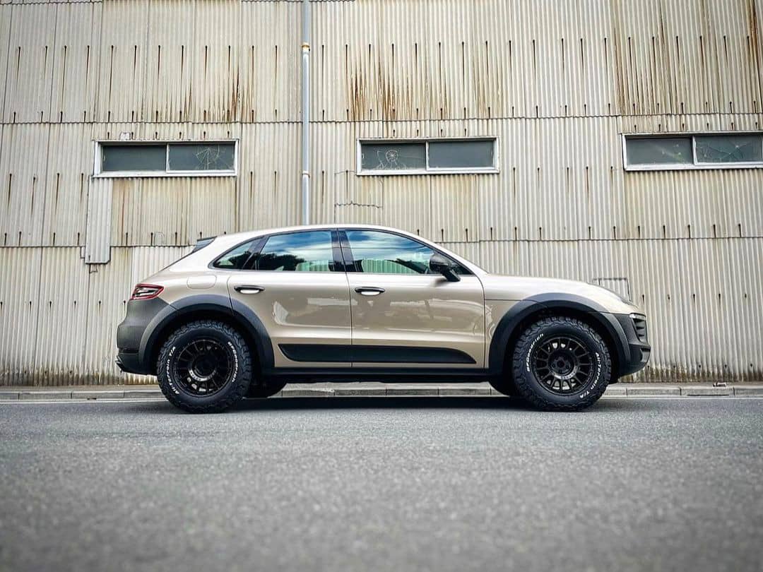 Lifted Porsche Macan Off-road Build: A/T Wheels & Other Mods