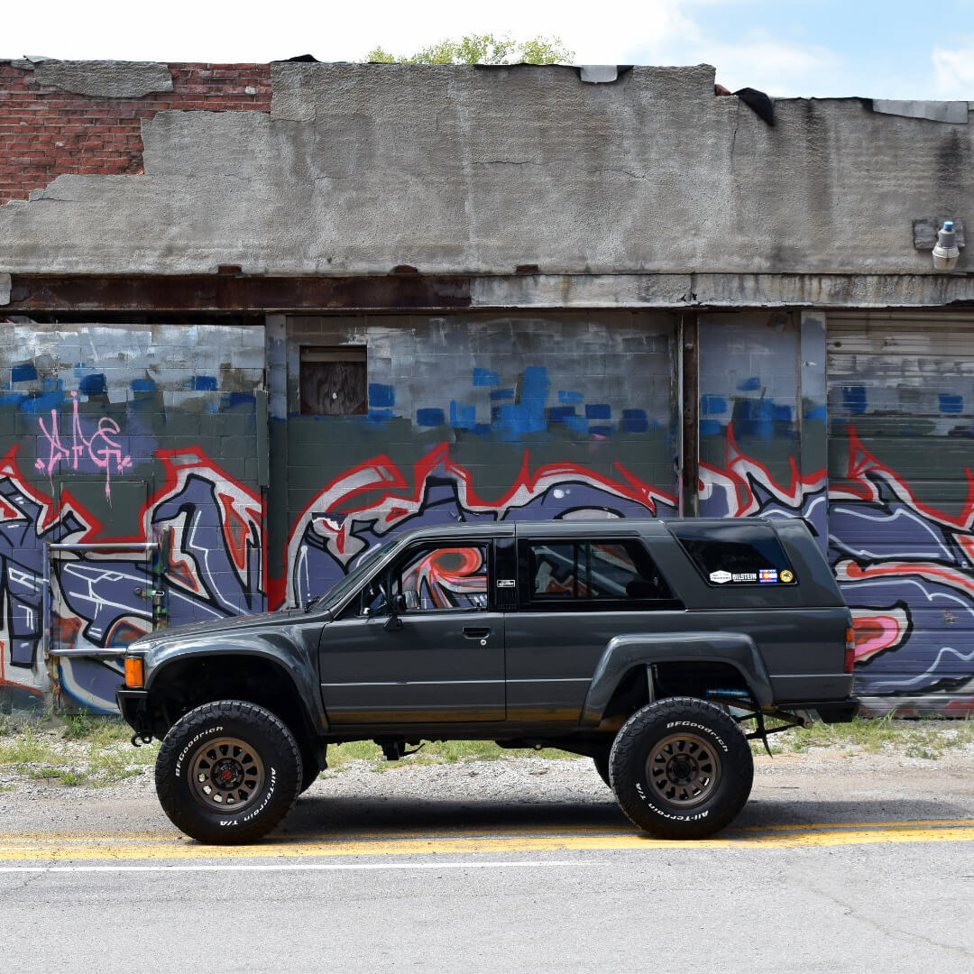 Restored and lifted 1988 Toyota 4runner 1st generation