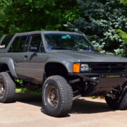 First-Generation Toyota 4Runner 33 inch tires and 5 inch lift