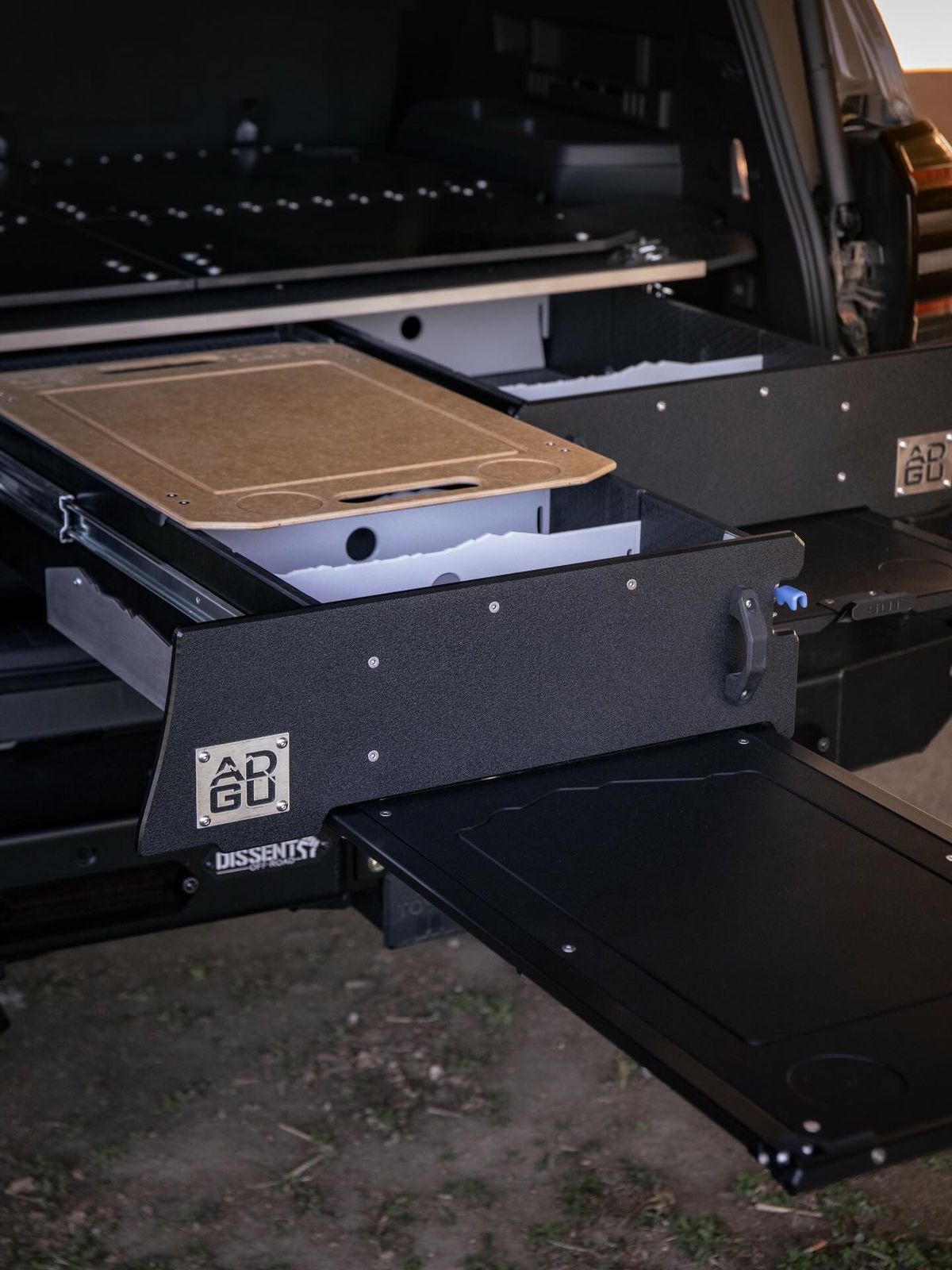 ADGU cargo drawer system with cutting board