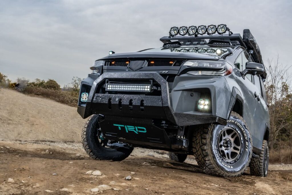 Kurl Racing front bumper and T.S.C bull bar that extends all the way up to an aggressive-looking Kurl Racing Aero Hood