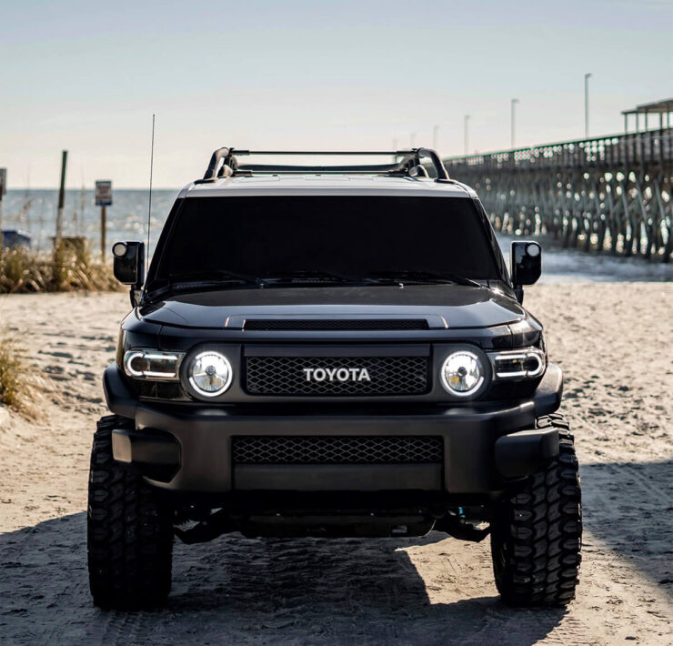 Blacked Out Toyota FJ Cruiser With Mid Travel Suspension