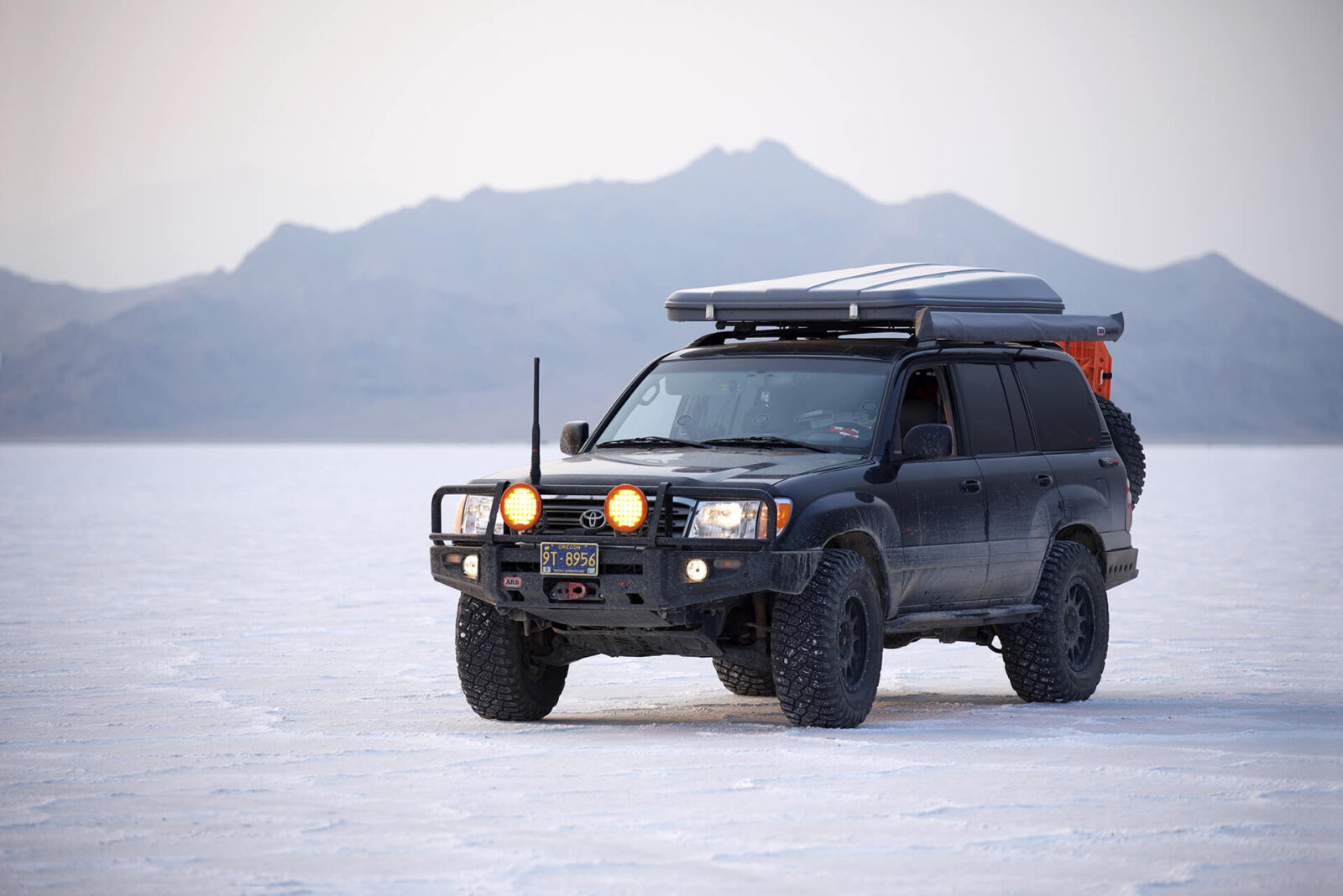 Toyota LC 100 overland adventure build