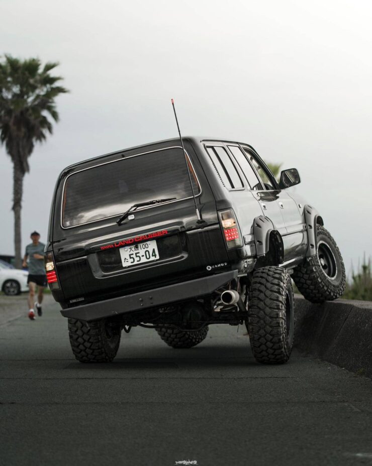 Old School JDM Toyota Land Cruiser 80 from Japan on 35s & 2" Lift