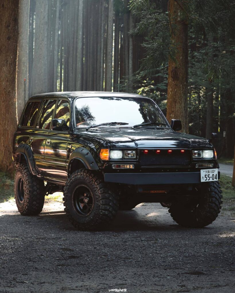 Old School JDM Toyota Land Cruiser 80 from Japan on 35s & 2" Lift