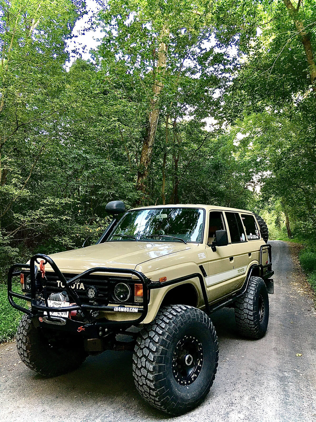 Lifted Toyota Land Cruiser off-road build - classic 4x4