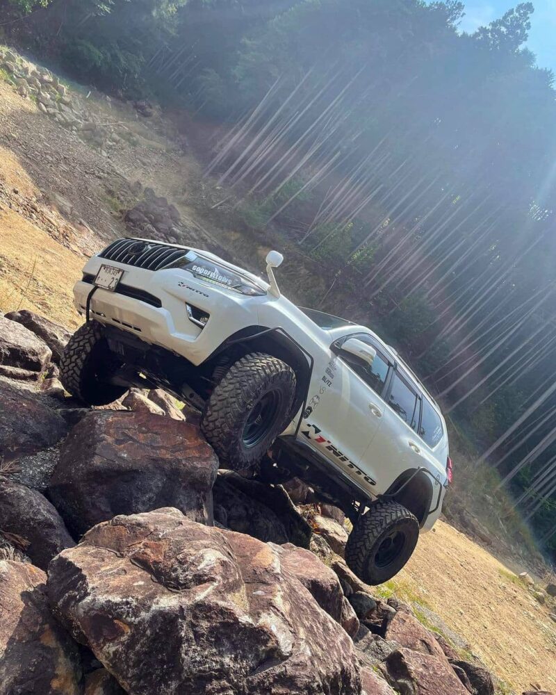 Lifted Toyota Land Cruiser Prado 150 Off Road Build With a Rear Locker