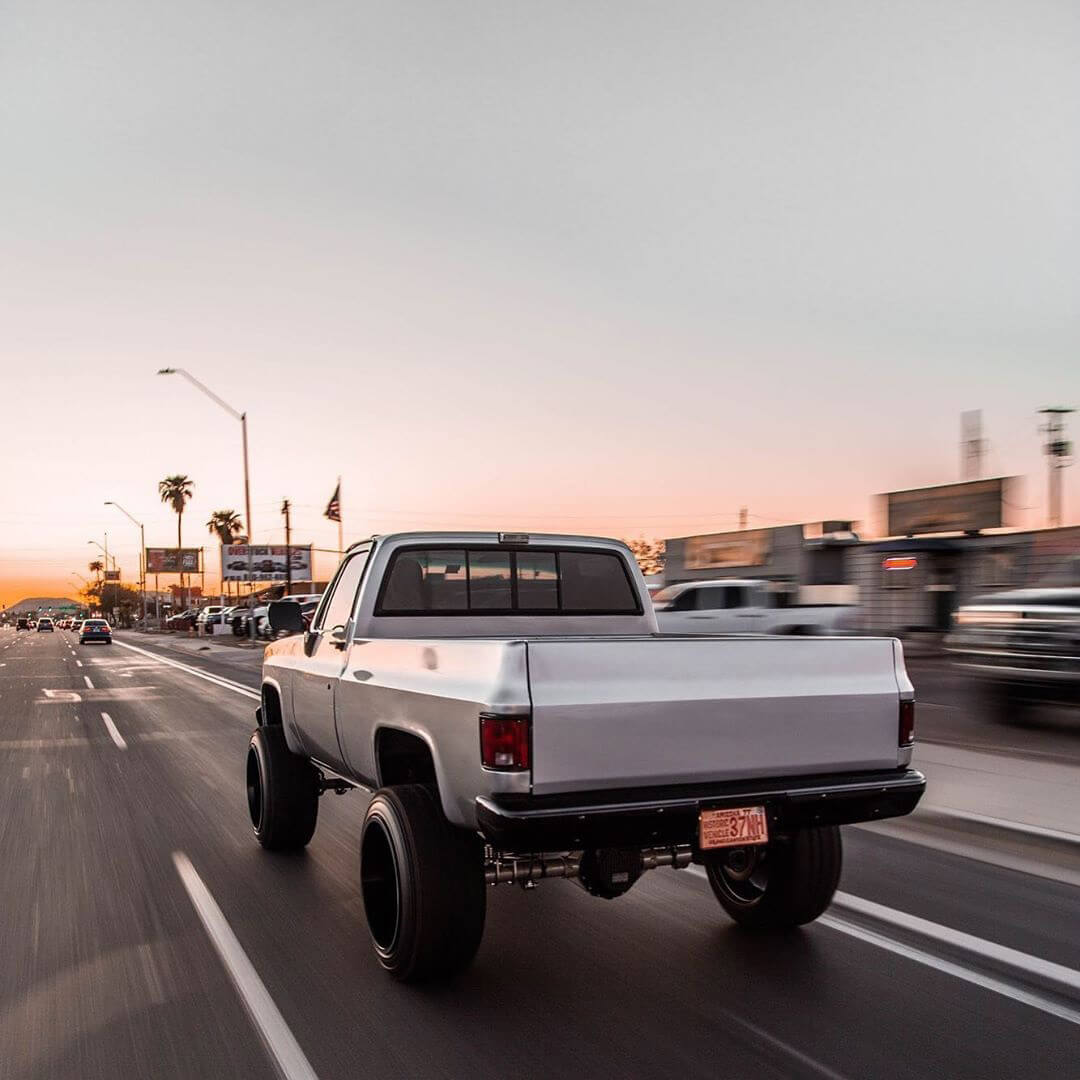 Lifted squarebody chevy silverado c/k