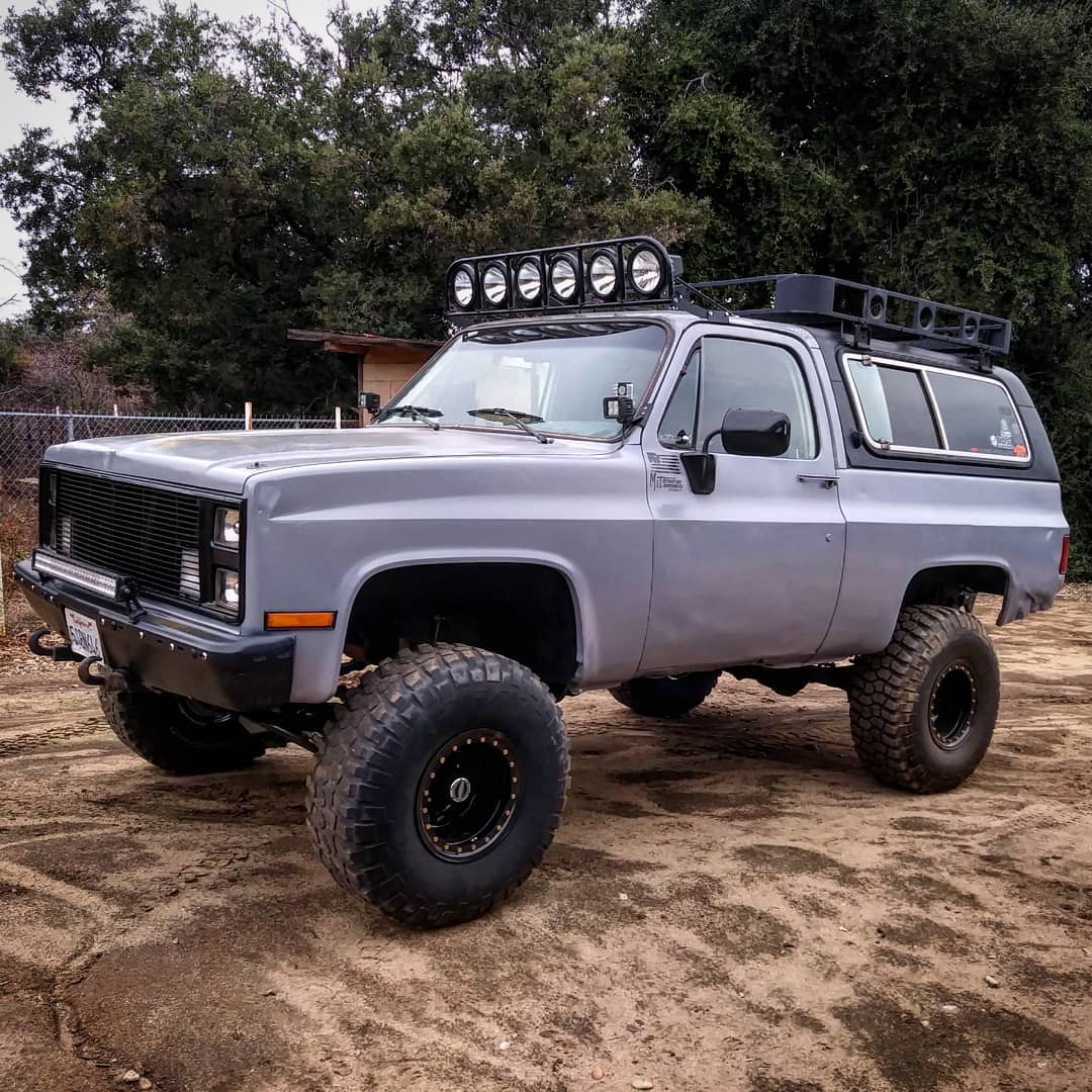 Rugged & Simple - Lifted 1986 Chevy K5 Blazer - offroadium.com