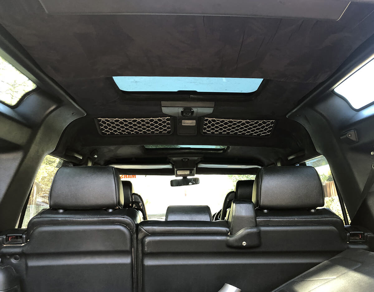 Land Rover Discovery 2 interior and cargo area