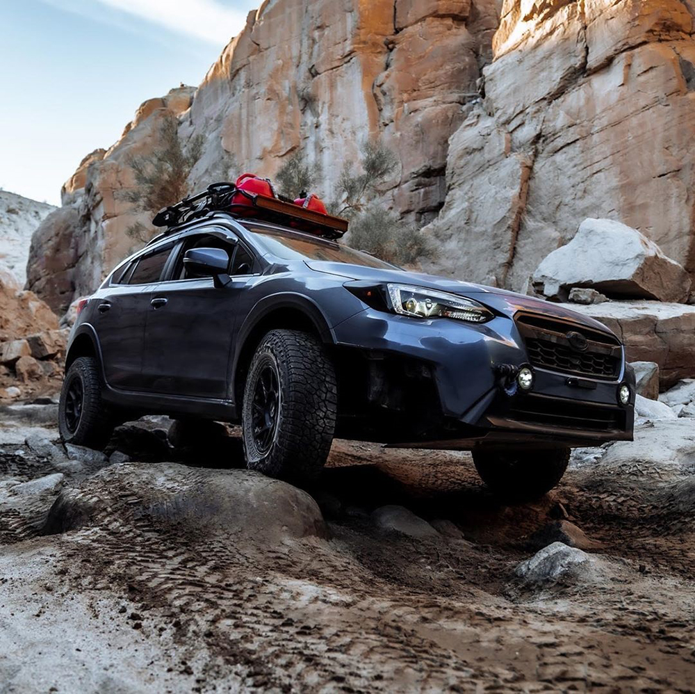 subaru crosstrek rock crawling