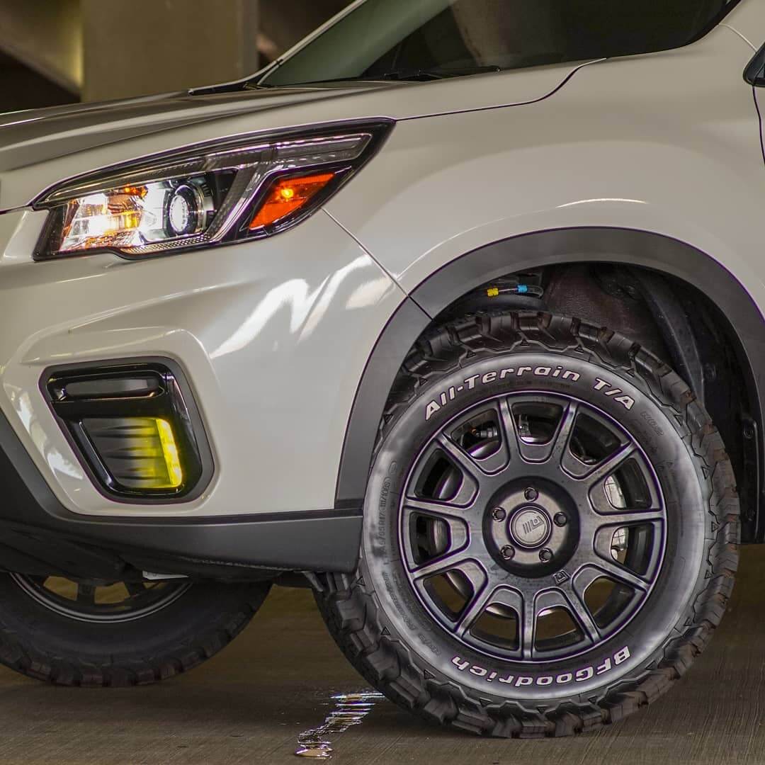 heels are 17X7.5 Motegi Racing MR139s with 245/65R-17 BFG All-Terrain T/A KO2’s