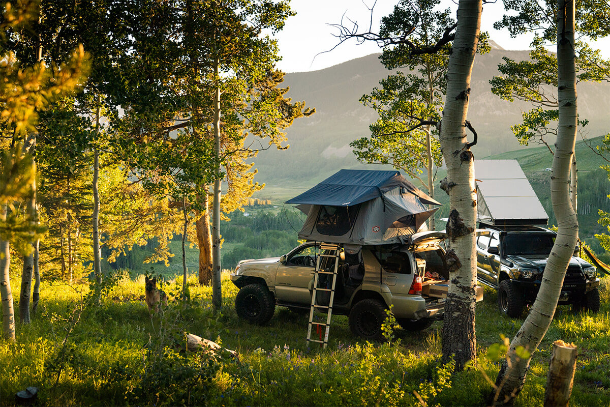 2004 4Runner Tepui Roof top tent and solar panels