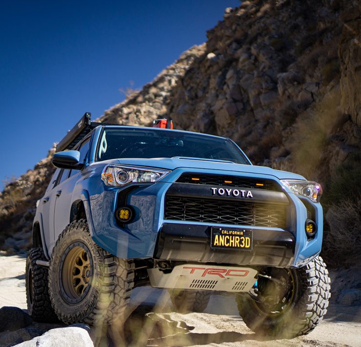 Blue lifted Toyota 4Runner offroad build - Voodoo blue