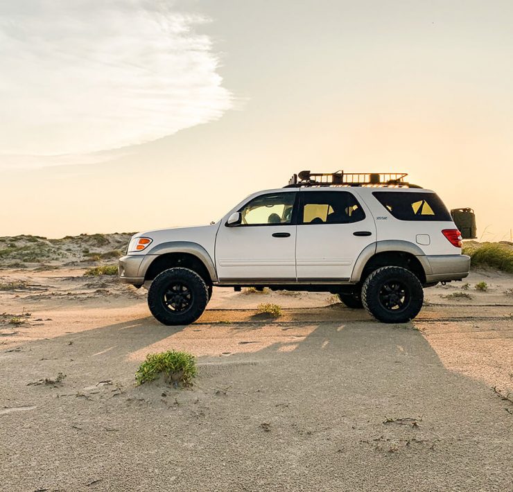 Lifted 1st gen Toyota Sequoia on 34