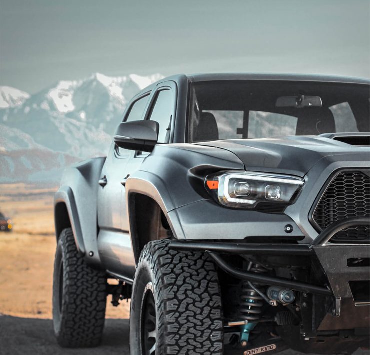 DIY Baja Style Toyota Tacoma Prerunner Built to Go Places - offroadium.com