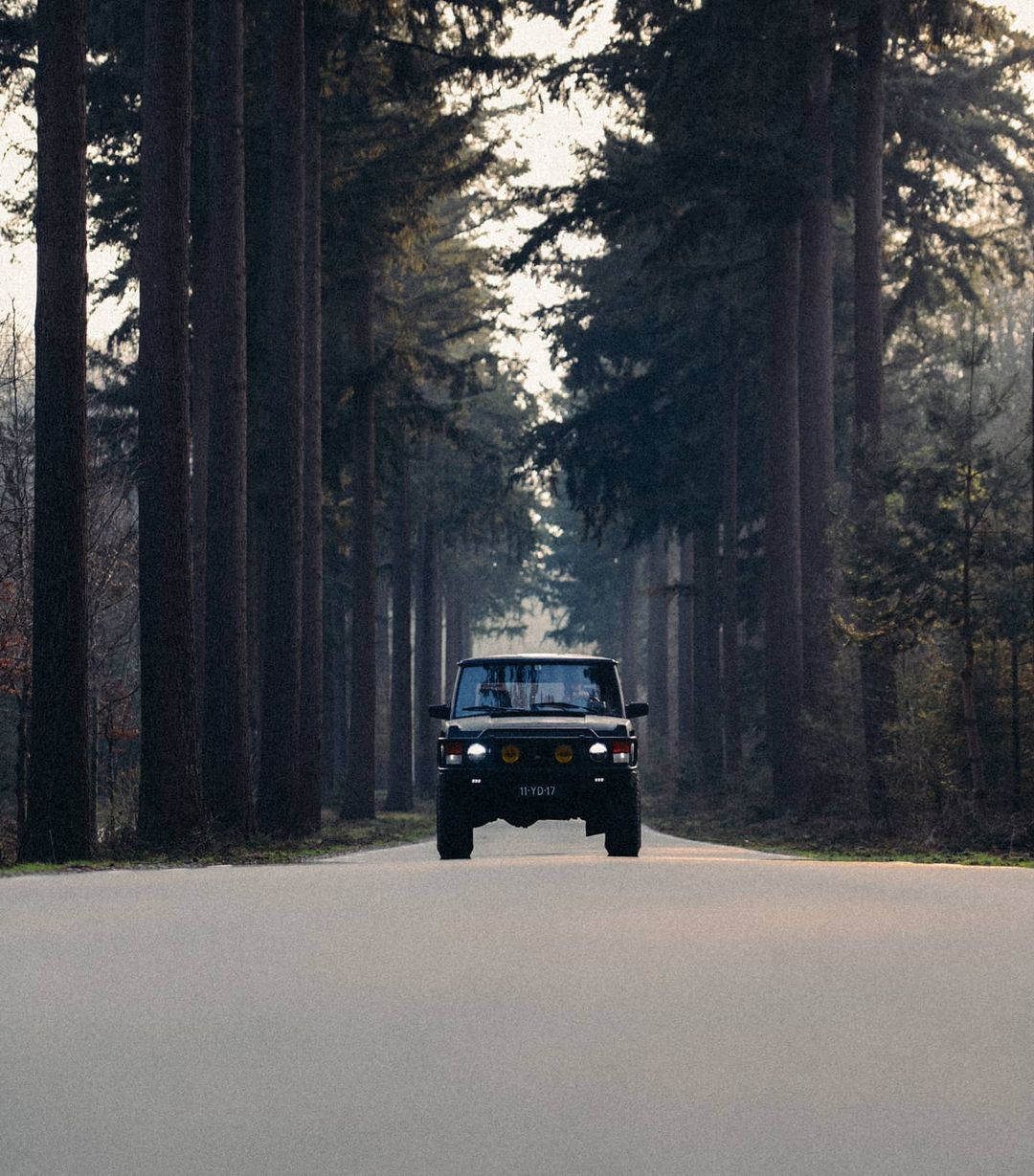 Vintage Range Rover road trip