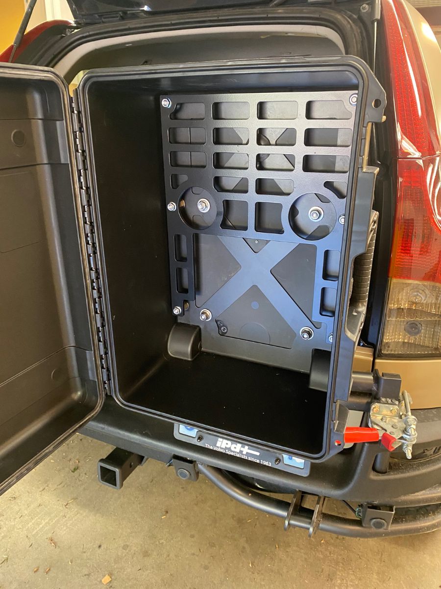 Modified Pelican iM2620 storage case.