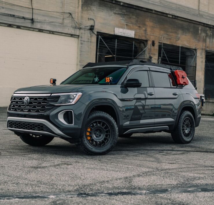 Lifted VW Atlas Peak Edition Off-Road Build & Family Haule