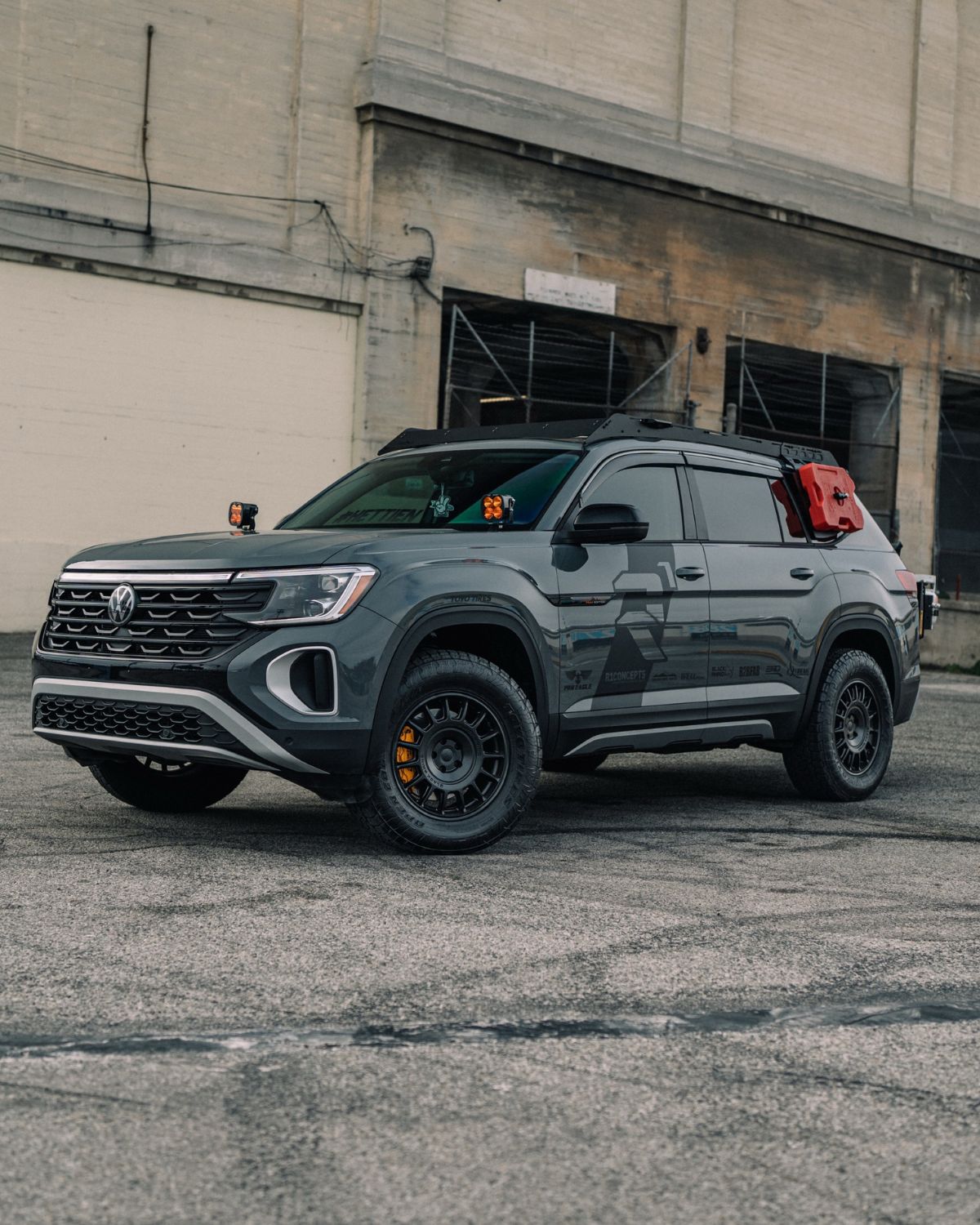 Lifted VW Atlas Peak Edition Off-Road Build & Family Haule