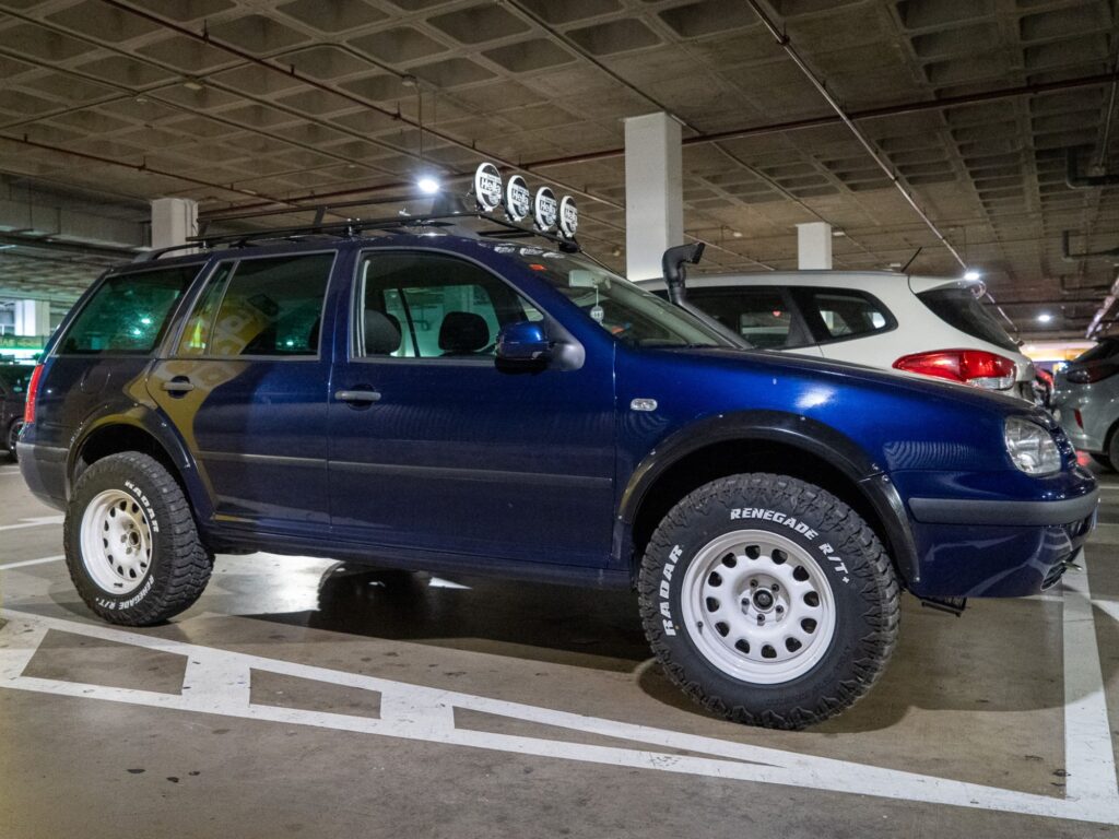 Volkswagen Golf Station wagon overland wagon