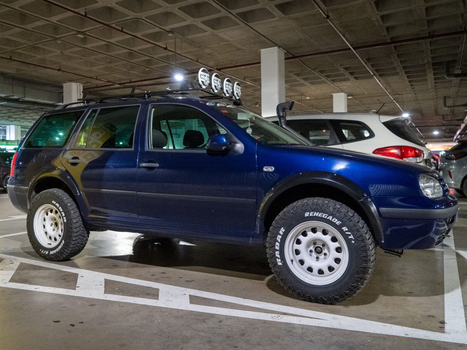 Volkswagen Golf Station wagon overland wagon