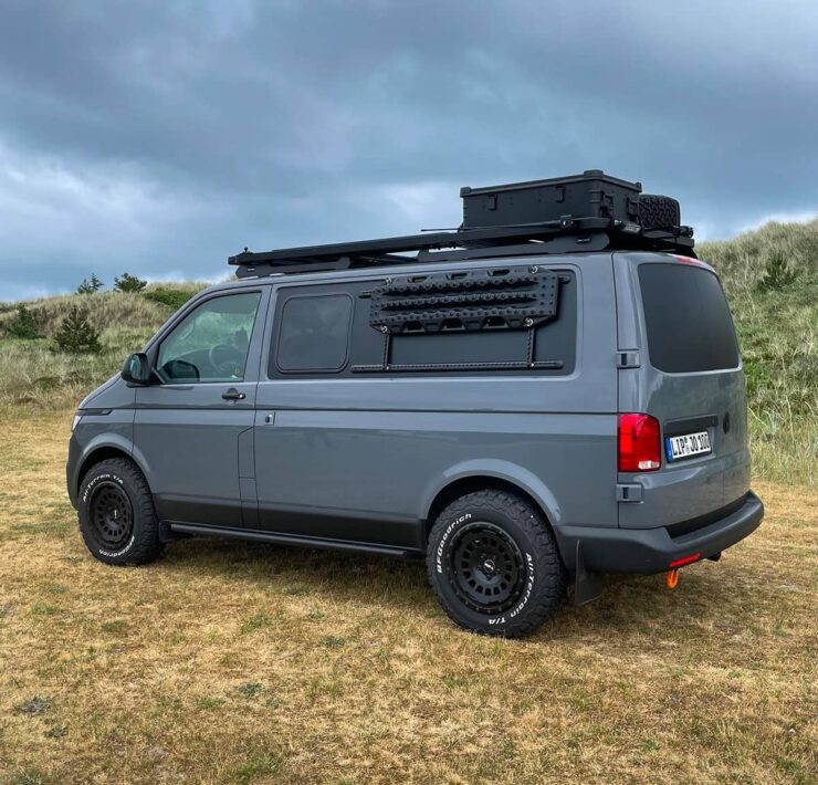 Lifted VW transporter T6 Overland off Road build