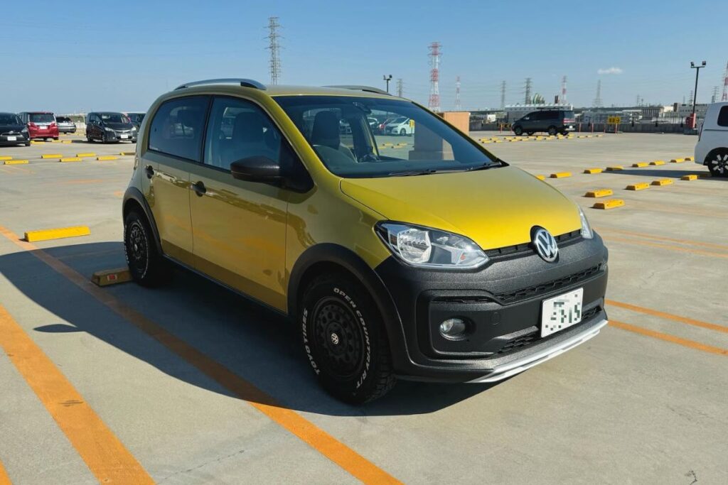 Yellow Vw Cross Up with black off-road bumpers