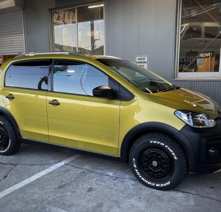 Vw Cross Up modified for off-roading in Japan